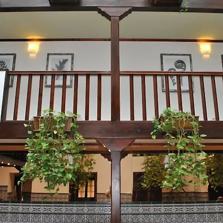 Hotel Rural Victoria - 3*