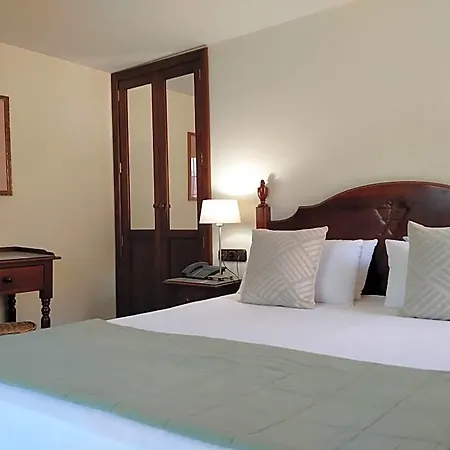 Rural Victoria - Hotel